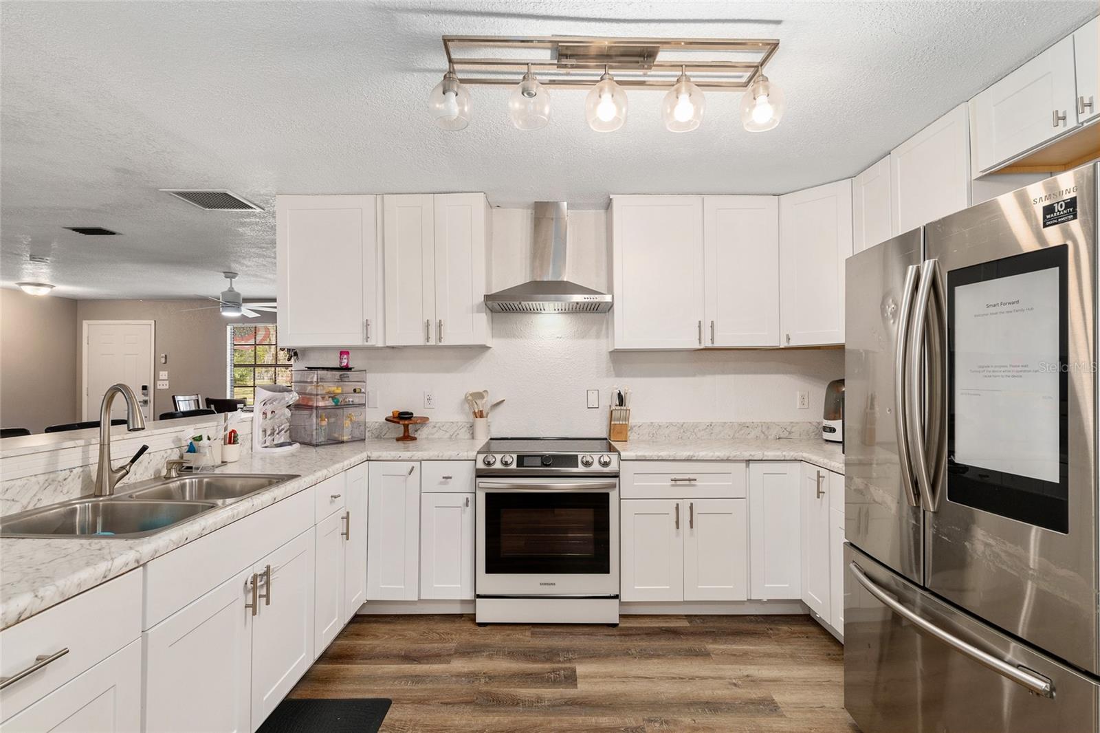 Image 17 of 57 For 1714 7th Avenue