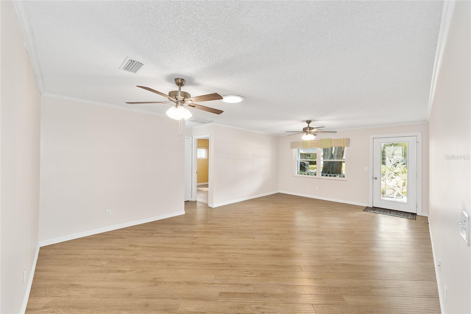 Image 13 of 38 For 8841 91st Street E