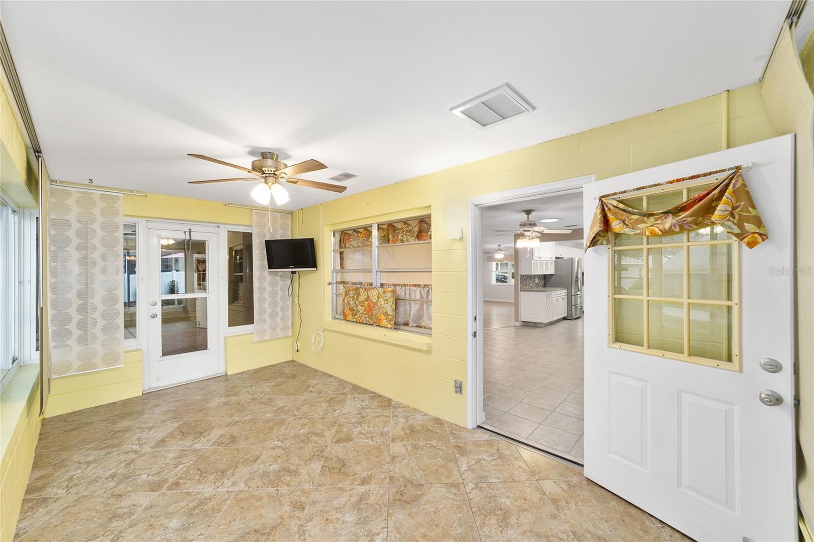 Image 29 of 38 For 8841 91st Street E