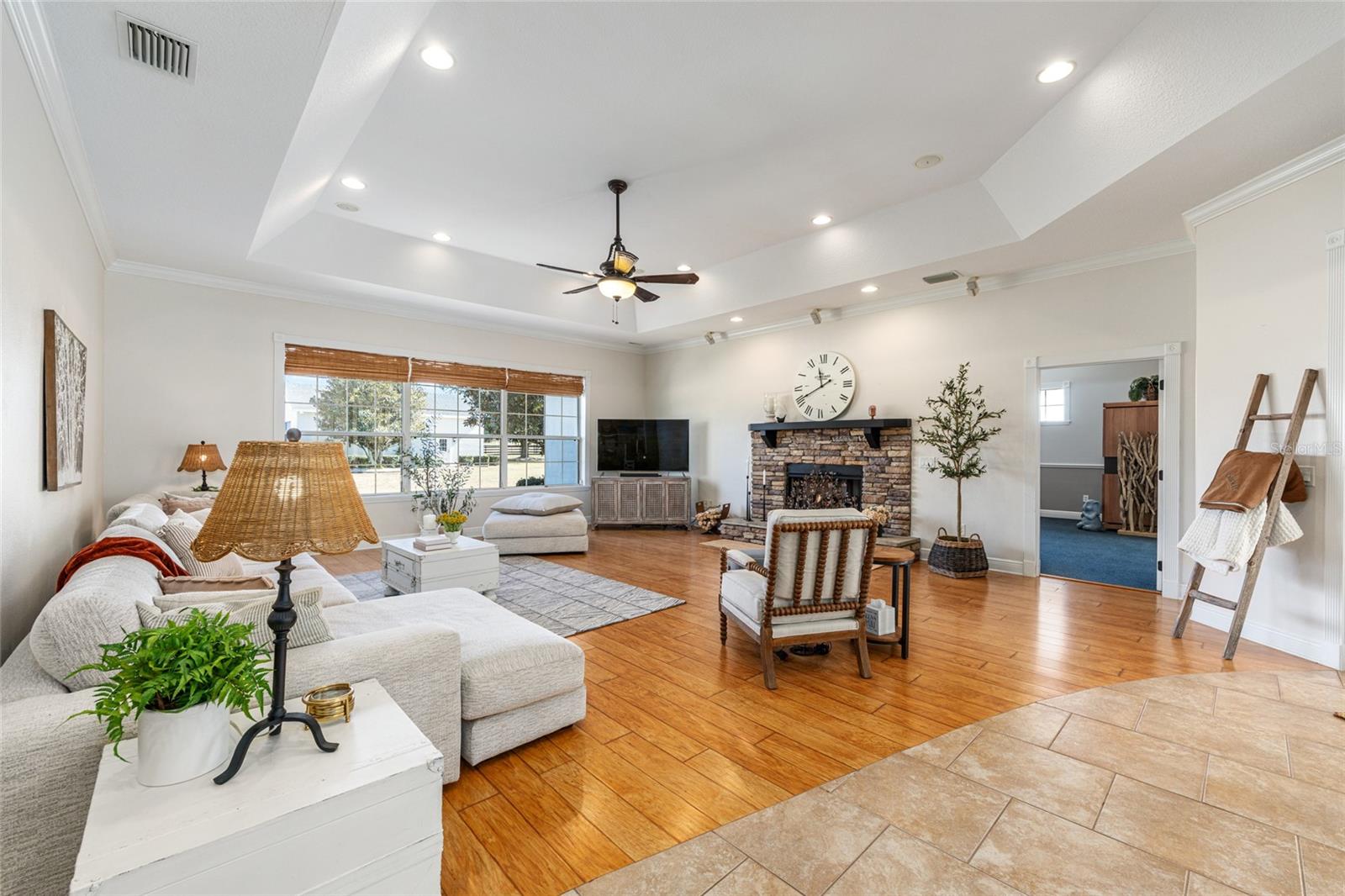 Image 37 of 100 For 2655 102nd Boulevard