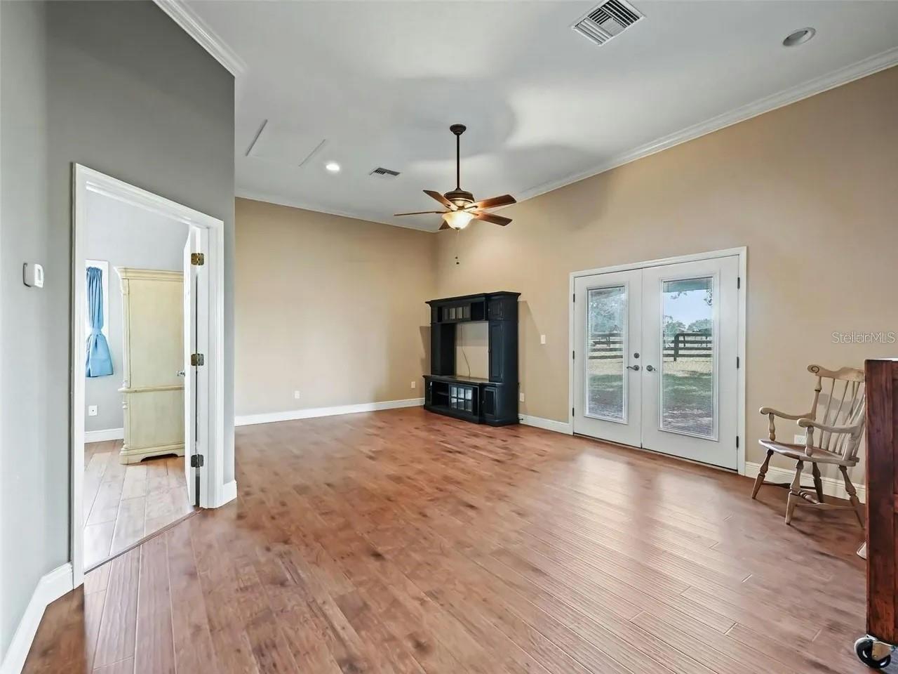 Image 85 of 100 For 2655 102nd Boulevard