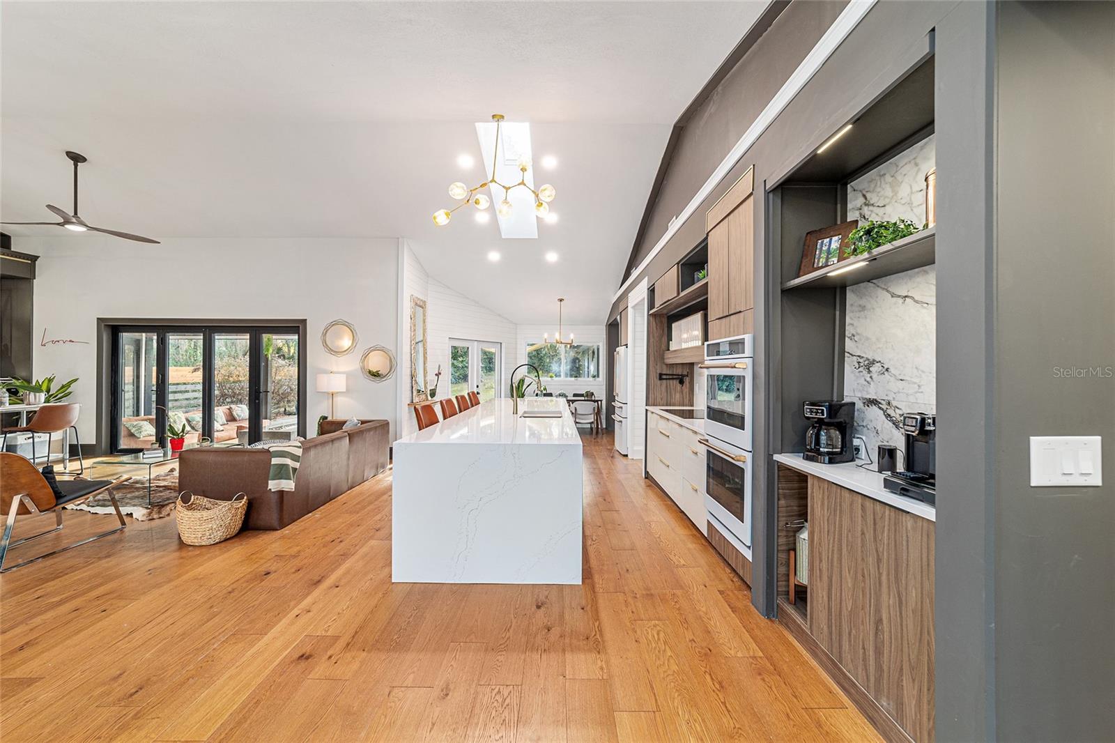 Image 30 of 97 For 4400 20th Avenue