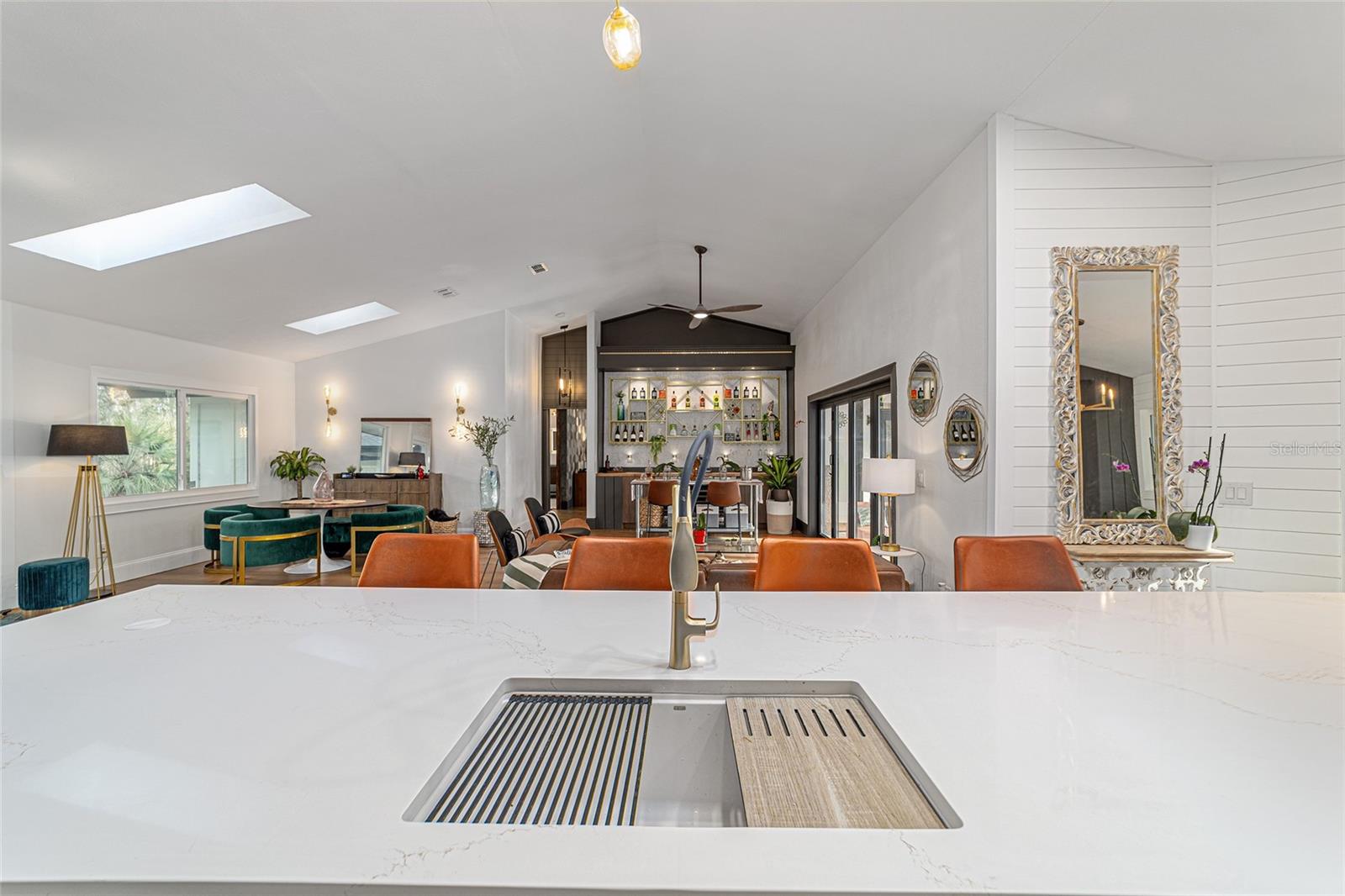 Image 34 of 97 For 4400 20th Avenue