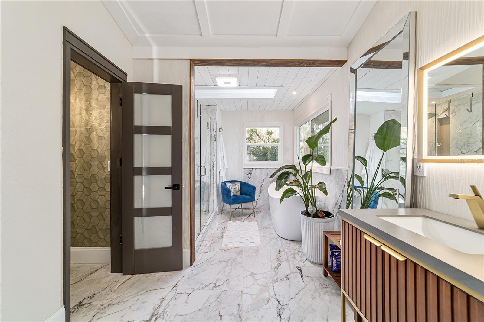 Image 63 of 97 For 4400 20th Avenue