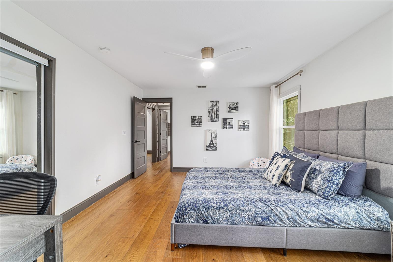 Image 69 of 97 For 4400 20th Avenue