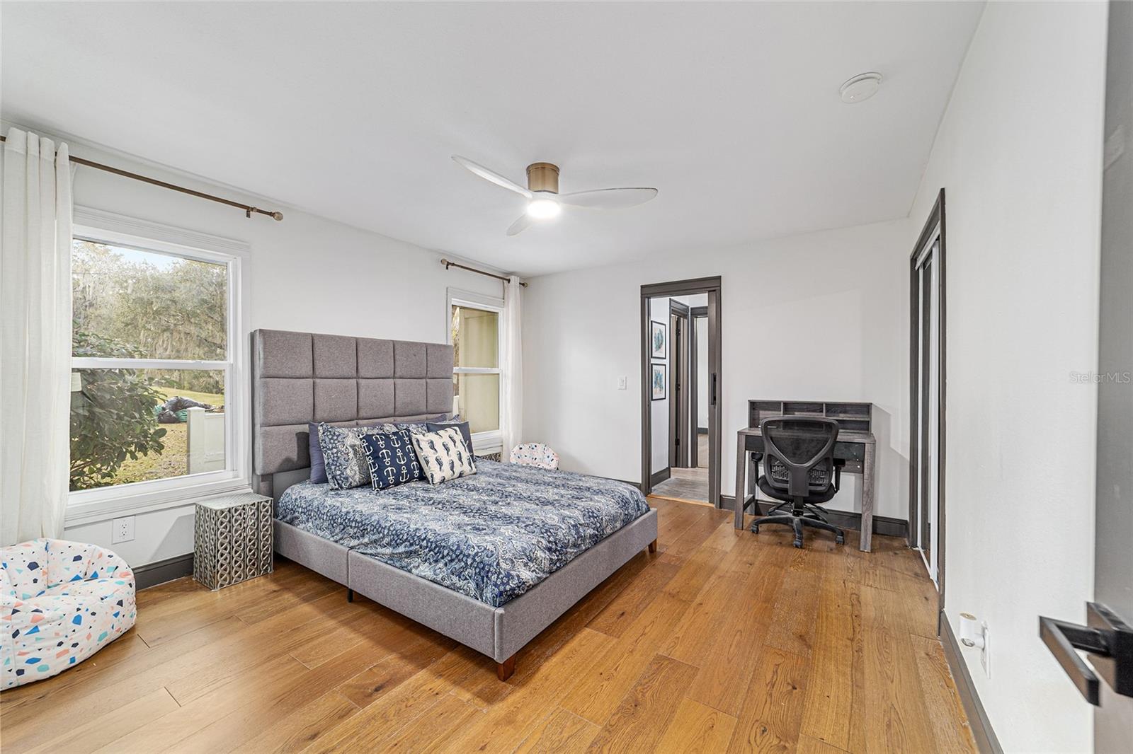 Image 71 of 97 For 4400 20th Avenue