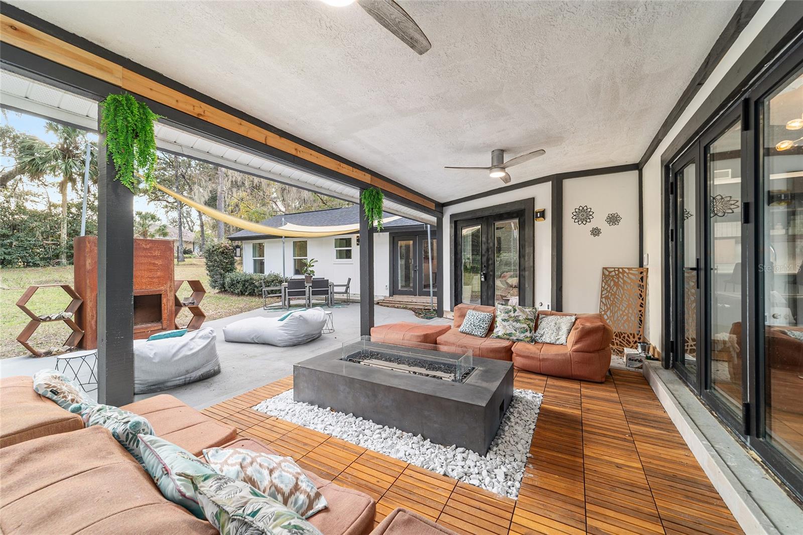 Image 90 of 97 For 4400 20th Avenue