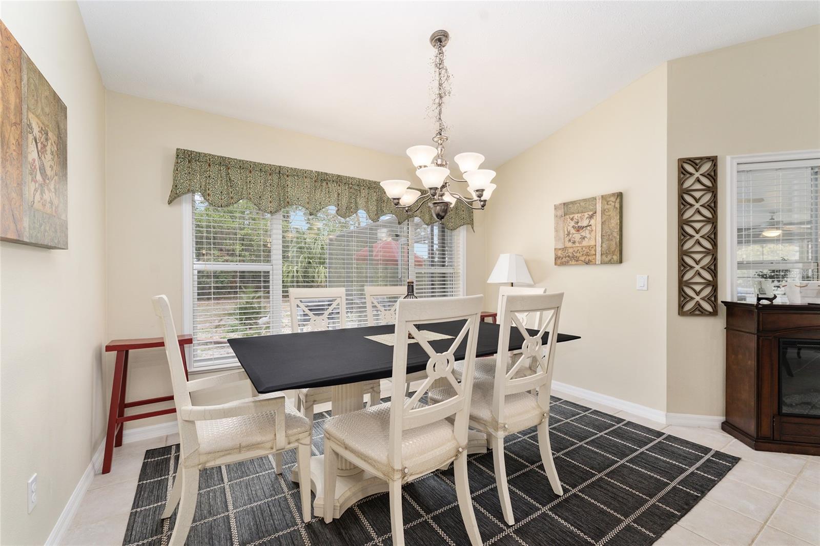 Image 15 of 55 For 84 Hunting Lodge Drive