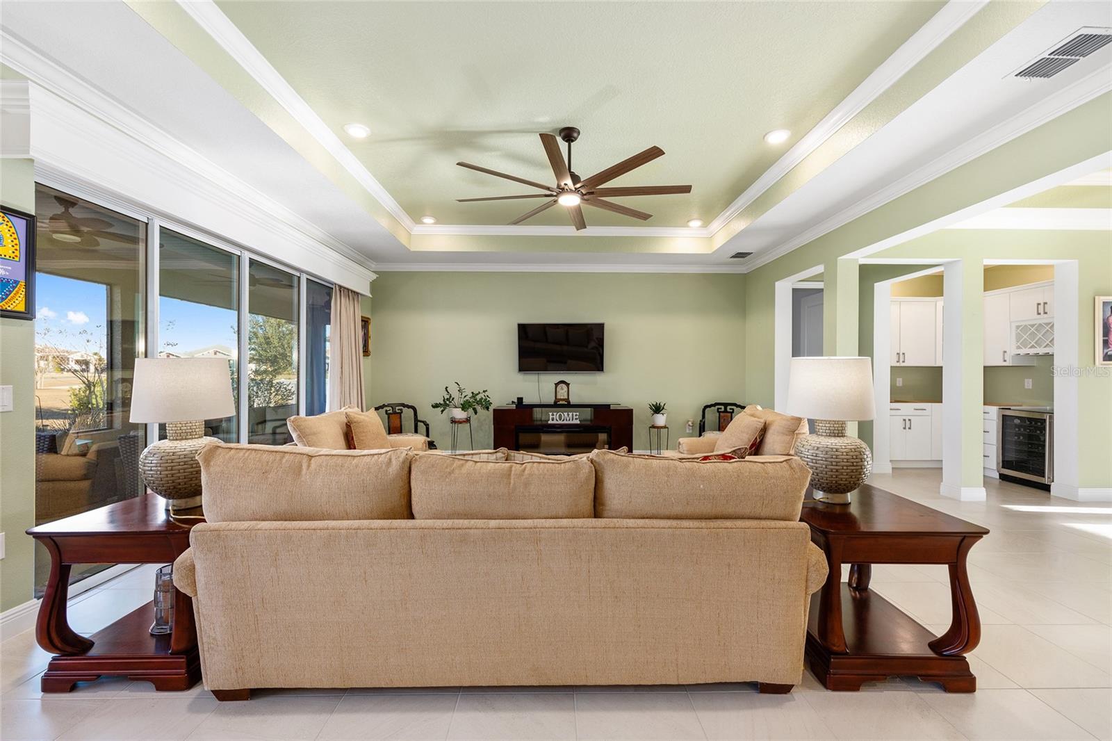 Image 11 of 47 For 8111 95th Court