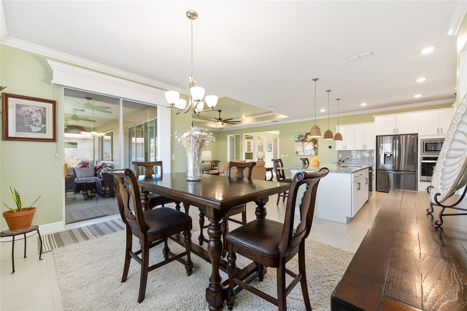 Image 21 of 47 For 8111 95th Court