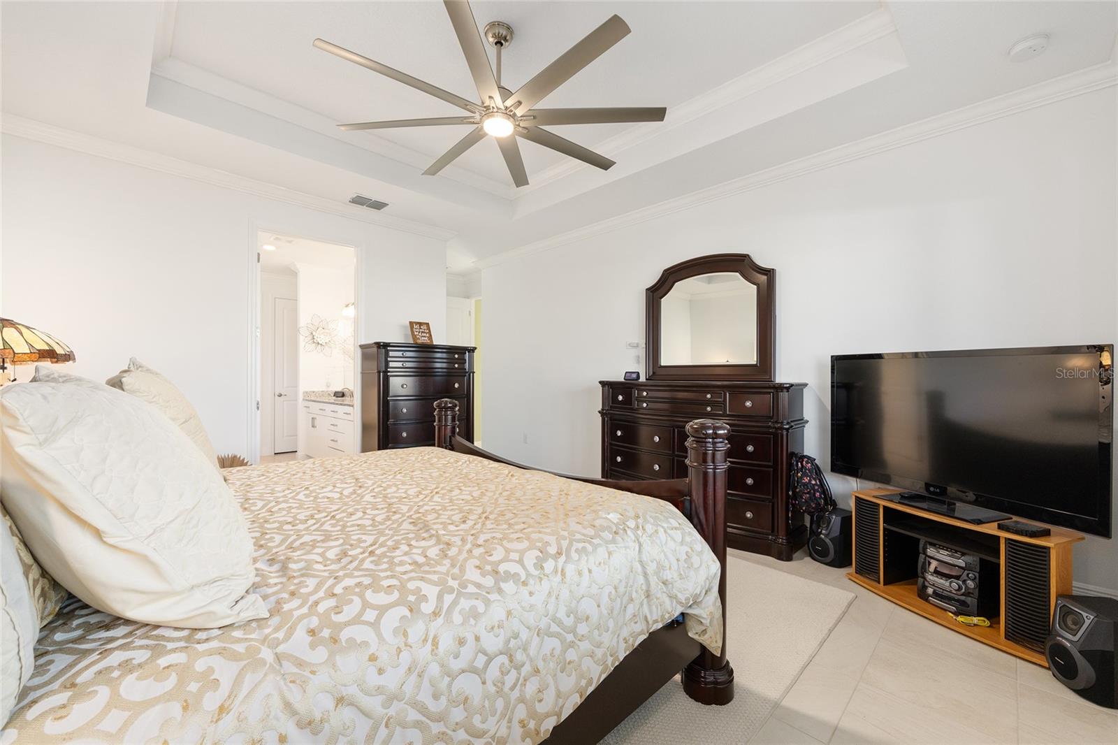 Image 23 of 47 For 8111 95th Court