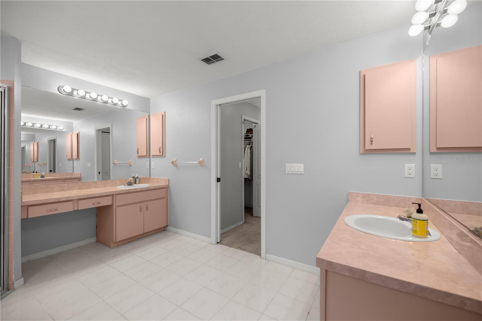 Image 18 of 38 For 221 Nashville Avenue