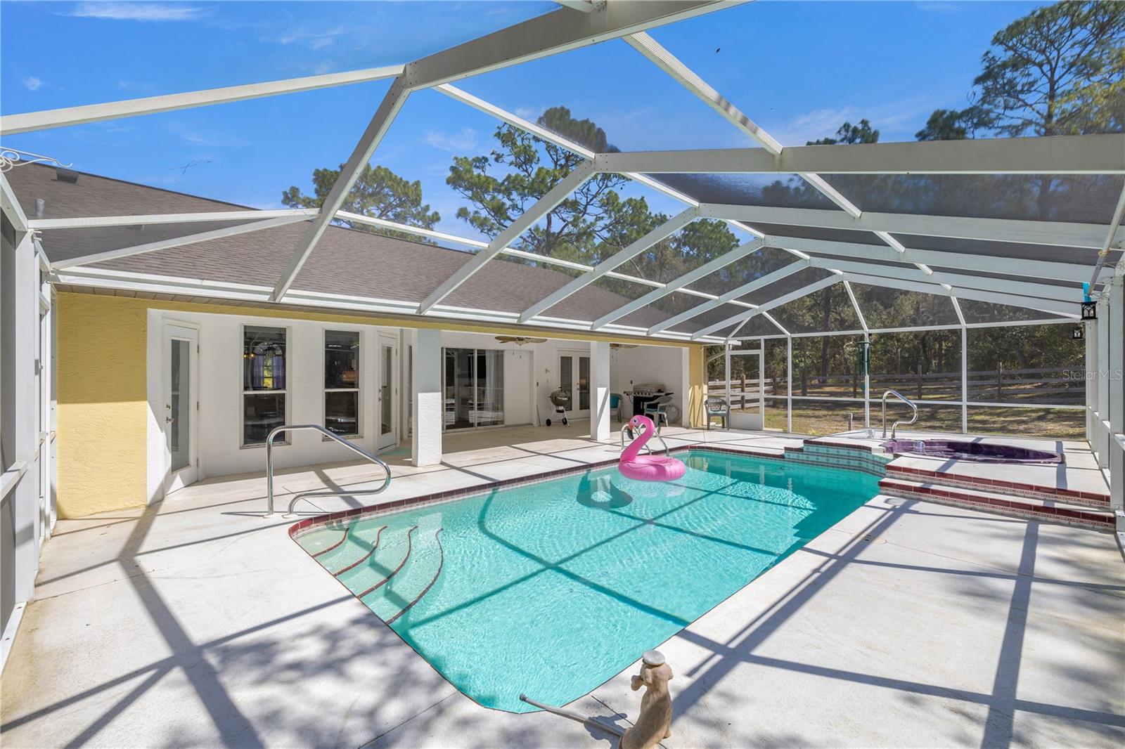 Image 26 of 38 For 221 Nashville Avenue