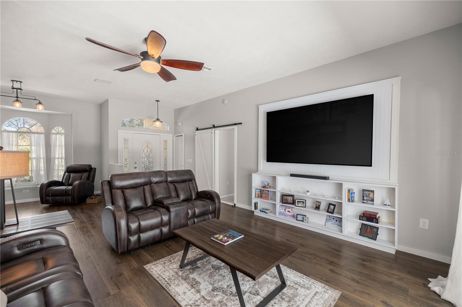 Image 4 of 38 For 221 Nashville Avenue