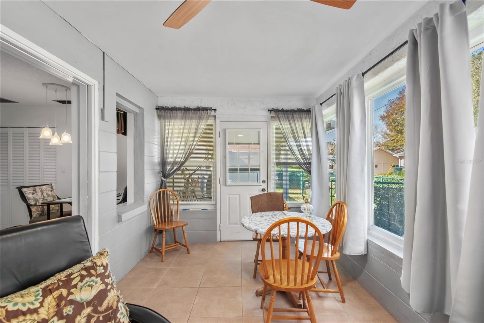 Image 18 of 35 For 8929 94th Street B