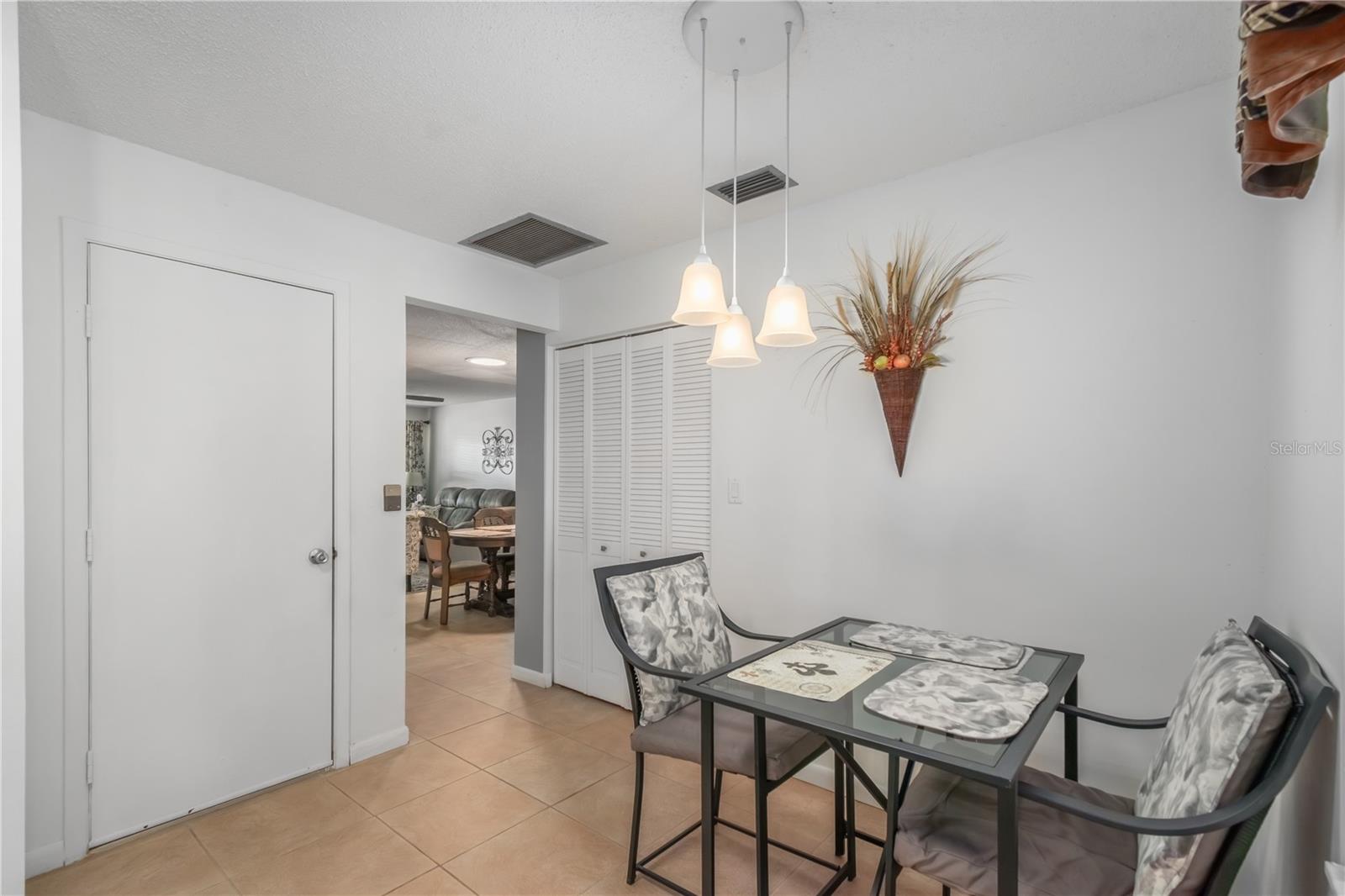 Image 20 of 35 For 8929 94th Street B