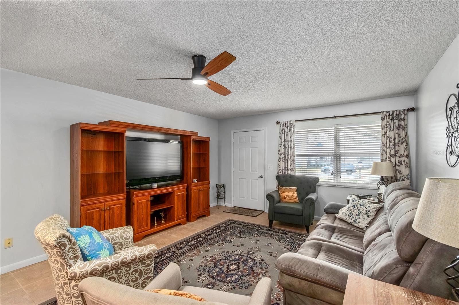 Image 8 of 35 For 8929 94th Street B