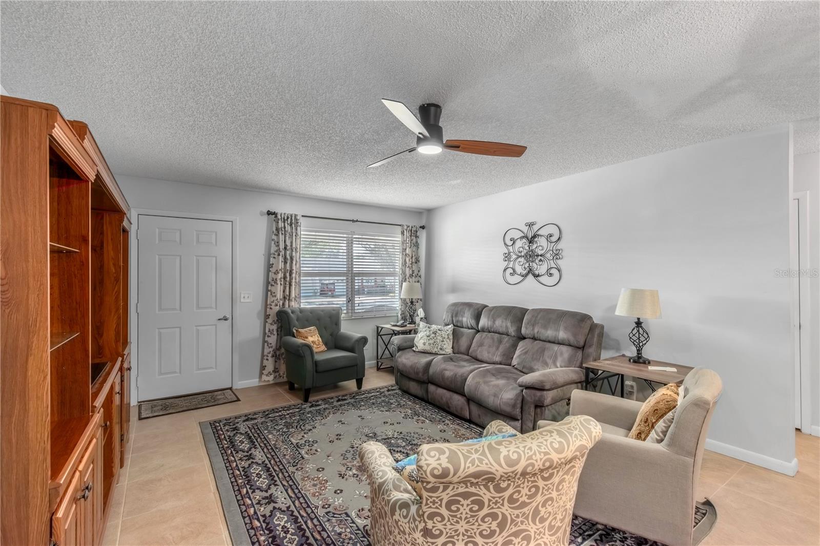 Image 9 of 35 For 8929 94th Street B