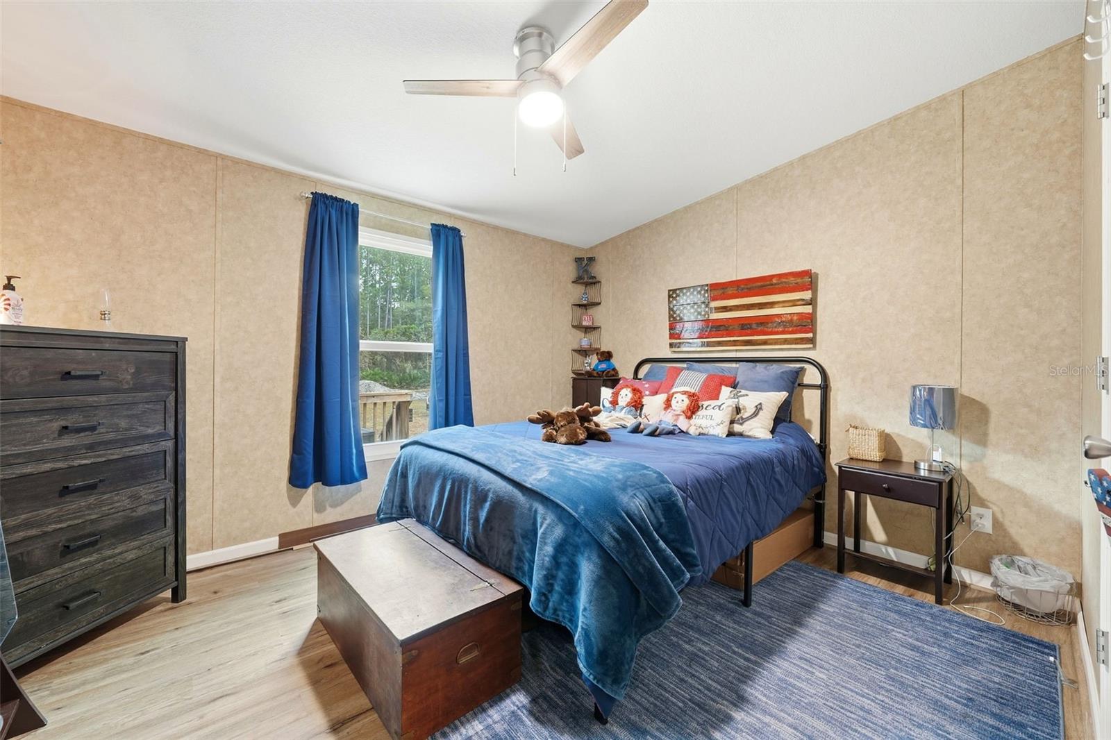 Image 26 of 52 For 104 Ferncreek Drive