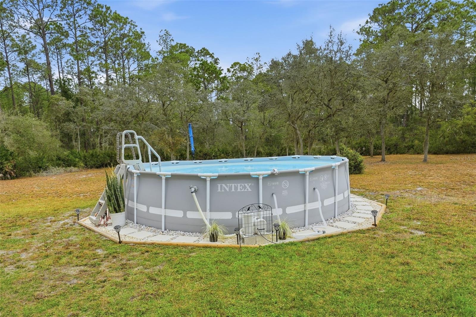 Image 34 of 52 For 104 Ferncreek Drive