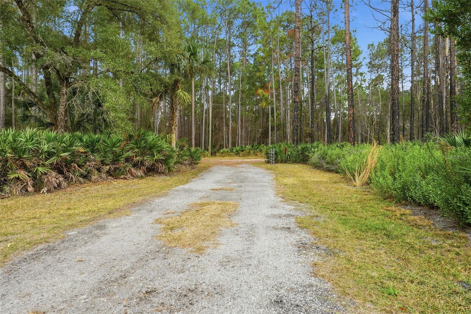 Image 41 of 52 For 104 Ferncreek Drive