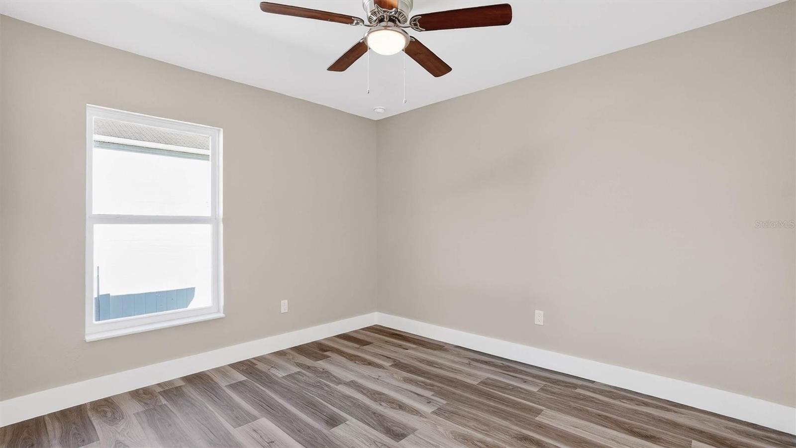 Image 37 of 39 For 8833 Spartan Drive