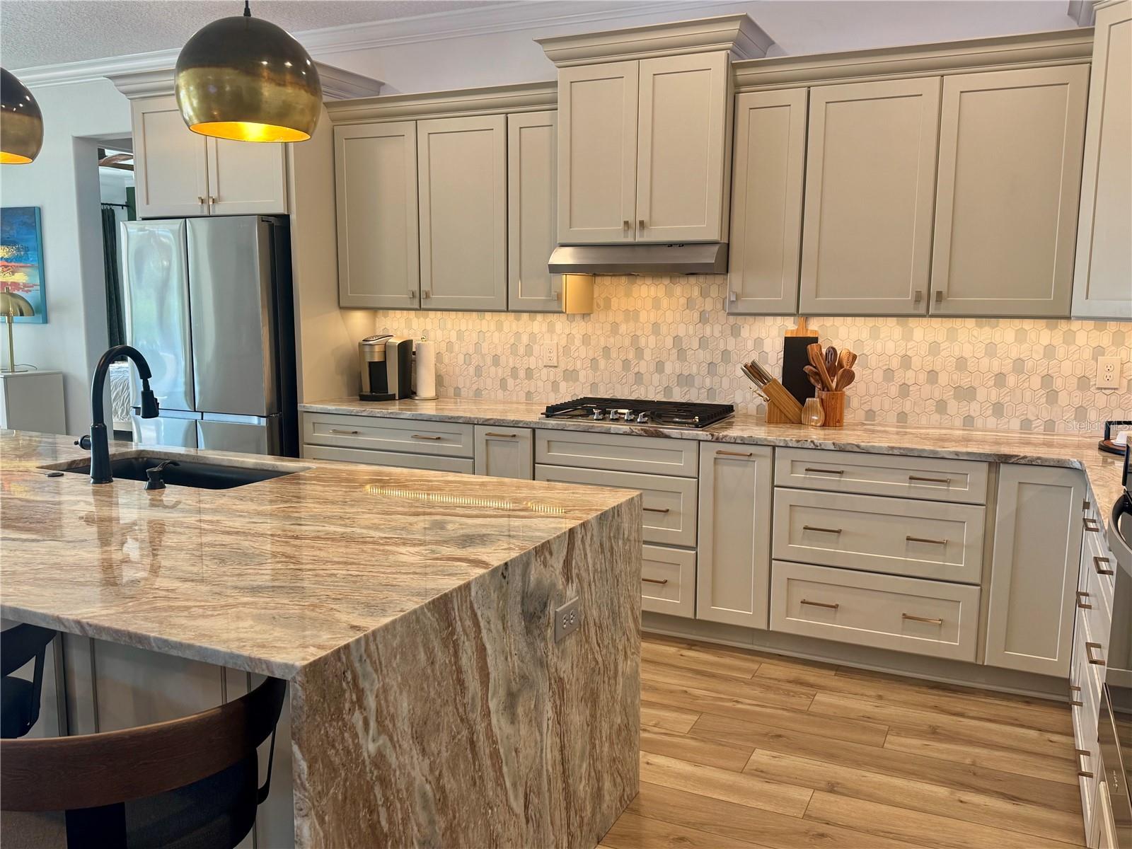 Image 11 of 33 For 9232 85th Place