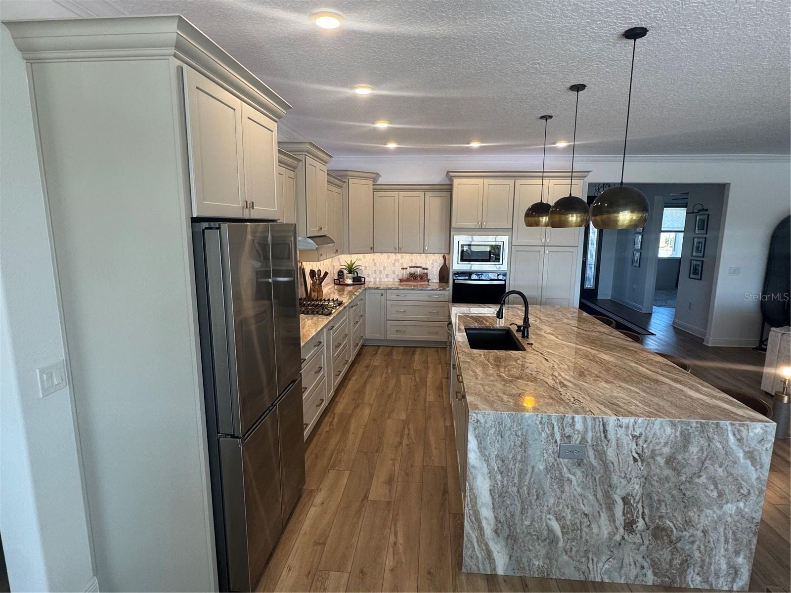 Image 14 of 33 For 9232 85th Place