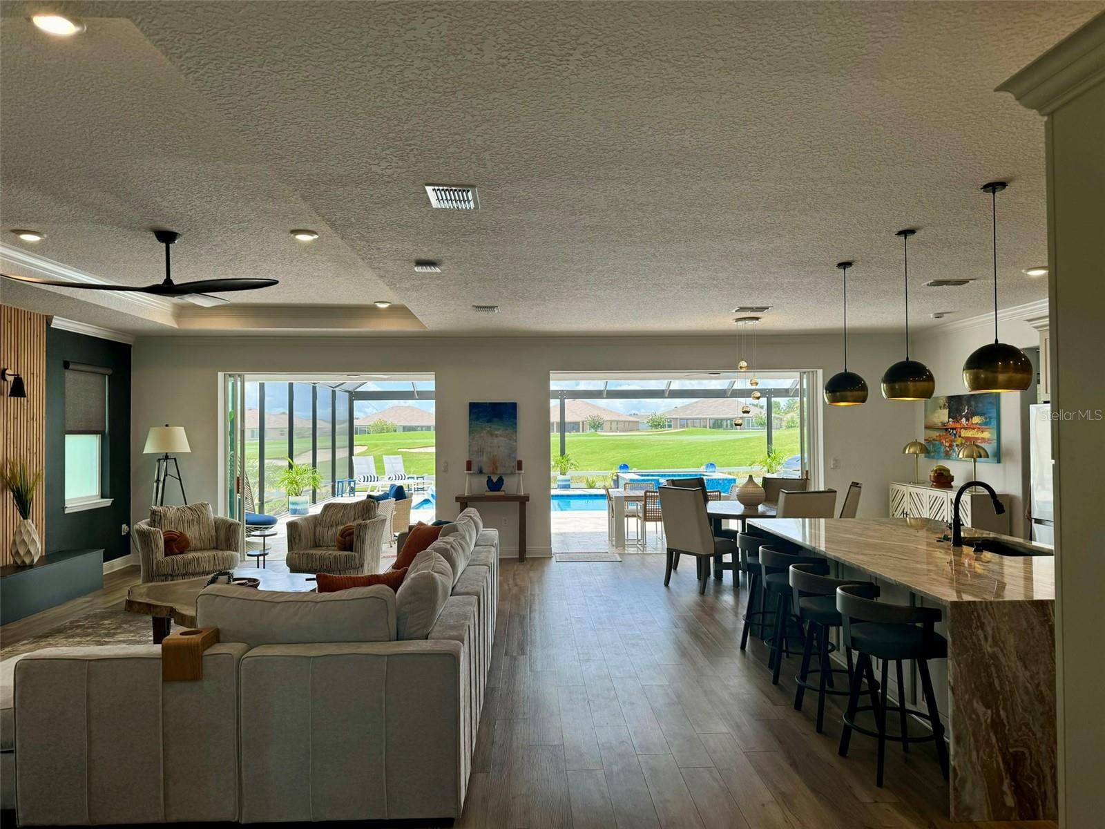 Image 6 of 33 For 9232 85th Place