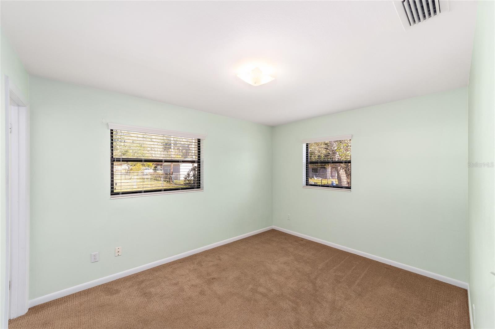 Image 12 of 30 For 911 45th Street