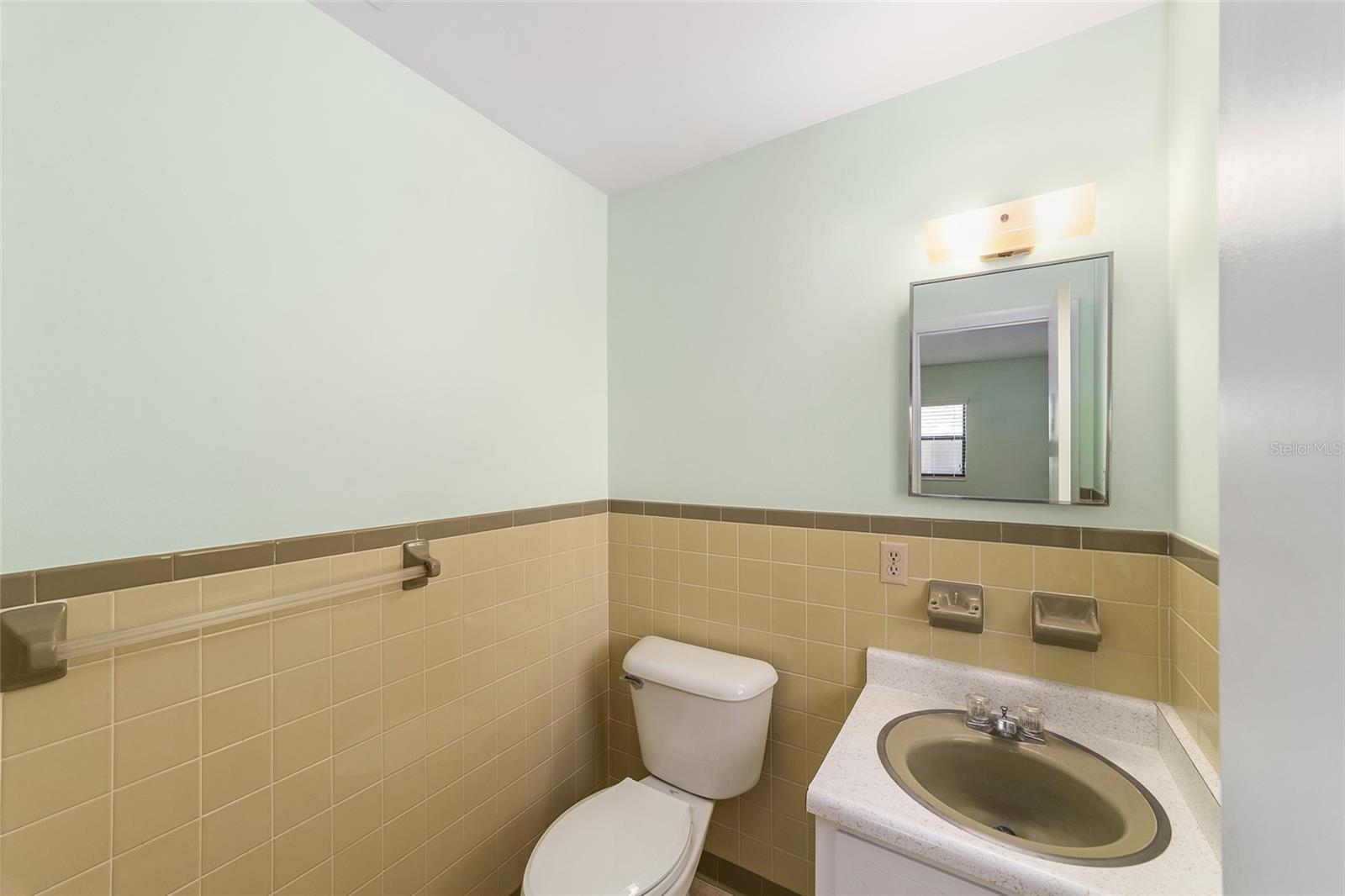 Image 15 of 30 For 911 45th Street