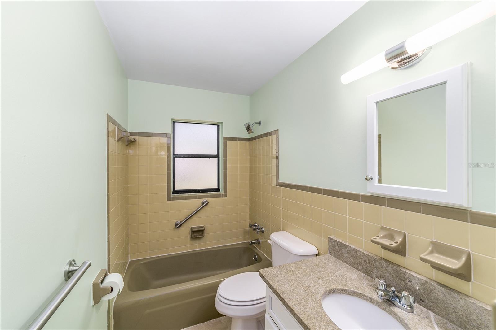 Image 16 of 30 For 911 45th Street