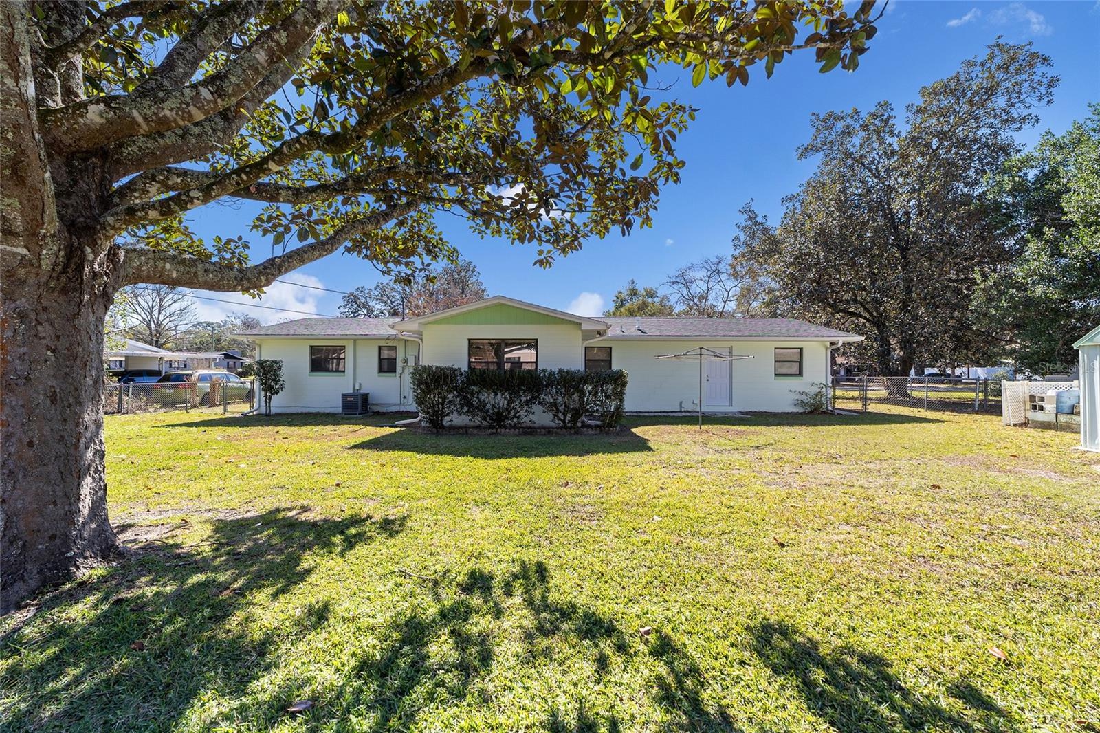 Image 28 of 30 For 911 45th Street