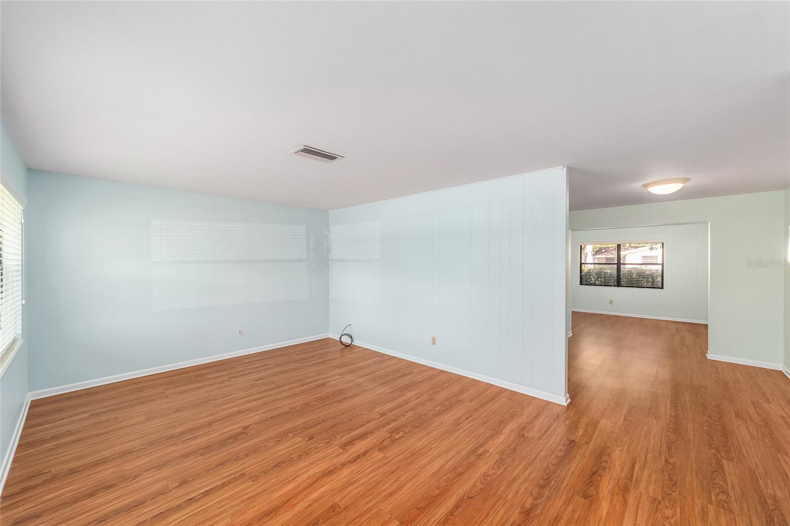 Image 4 of 30 For 911 45th Street