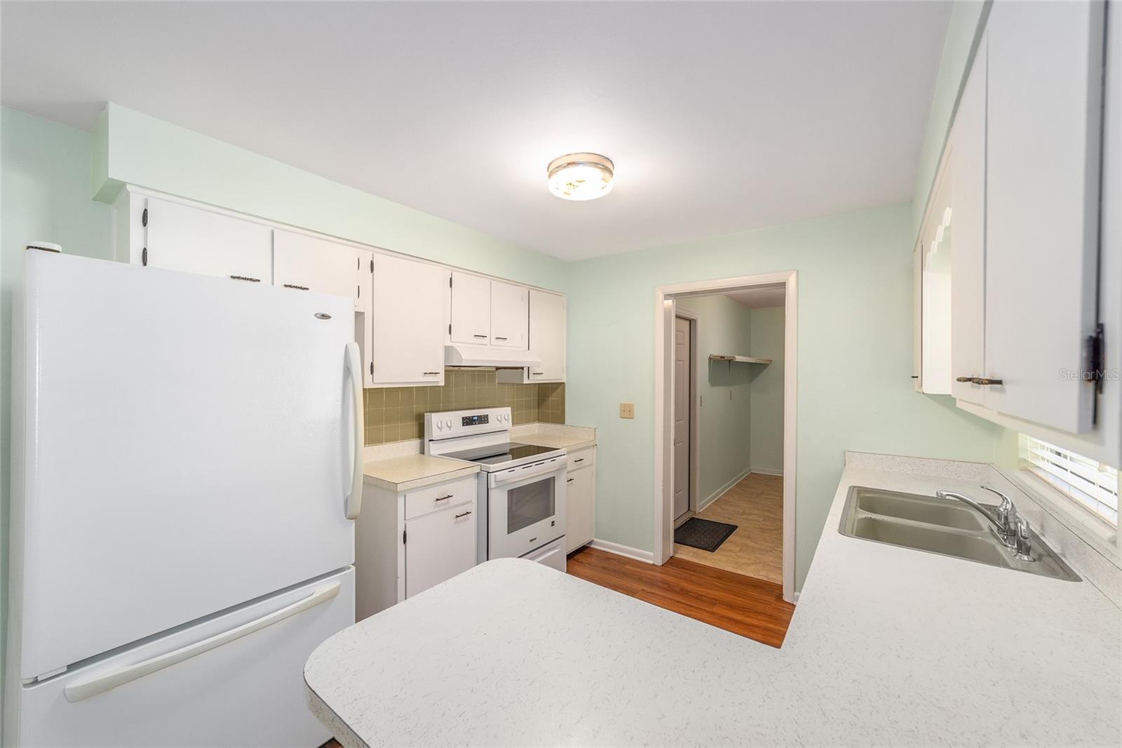 Image 8 of 30 For 911 45th Street