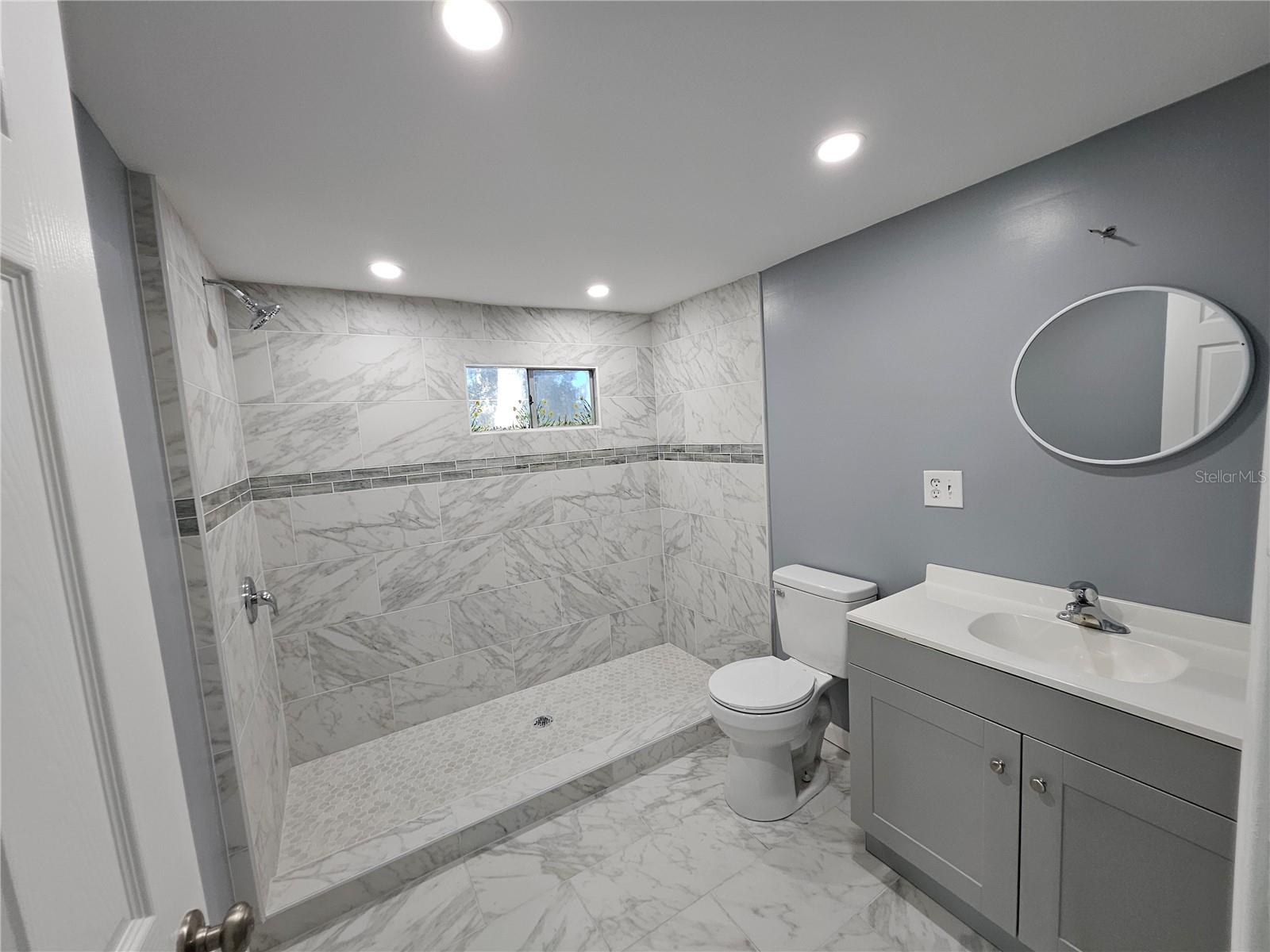 Image 4 of 10 For 6445 Cherrytree Terrace