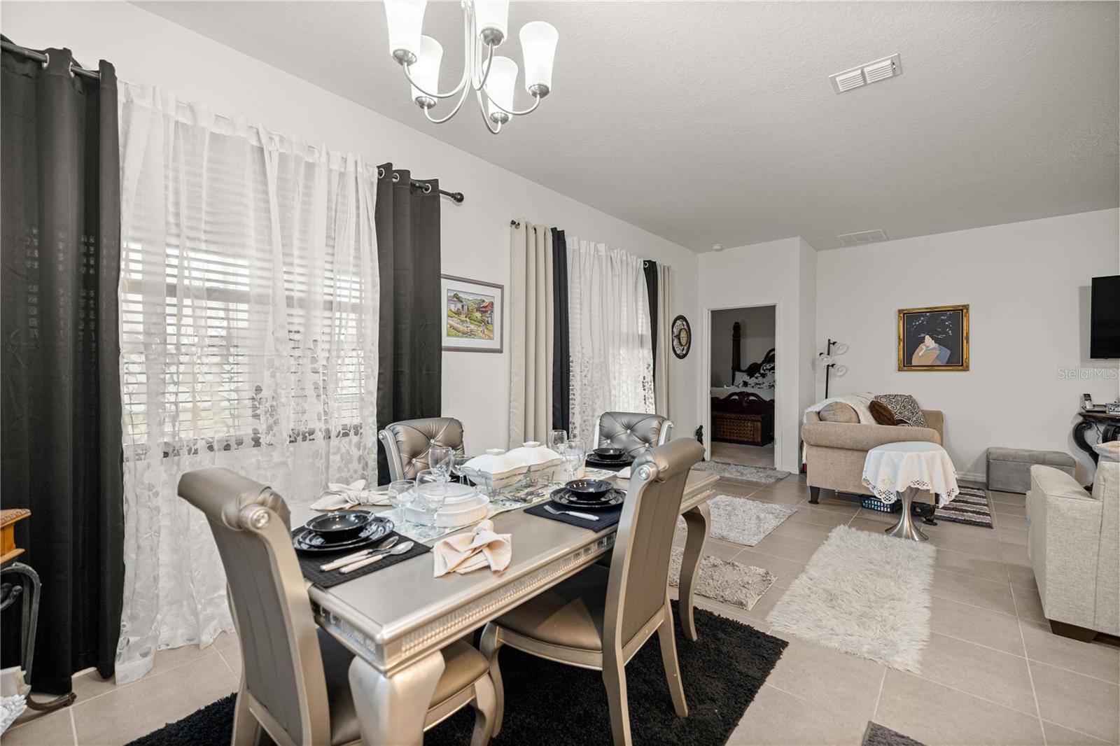 Image 6 of 32 For 6474 89th Loop