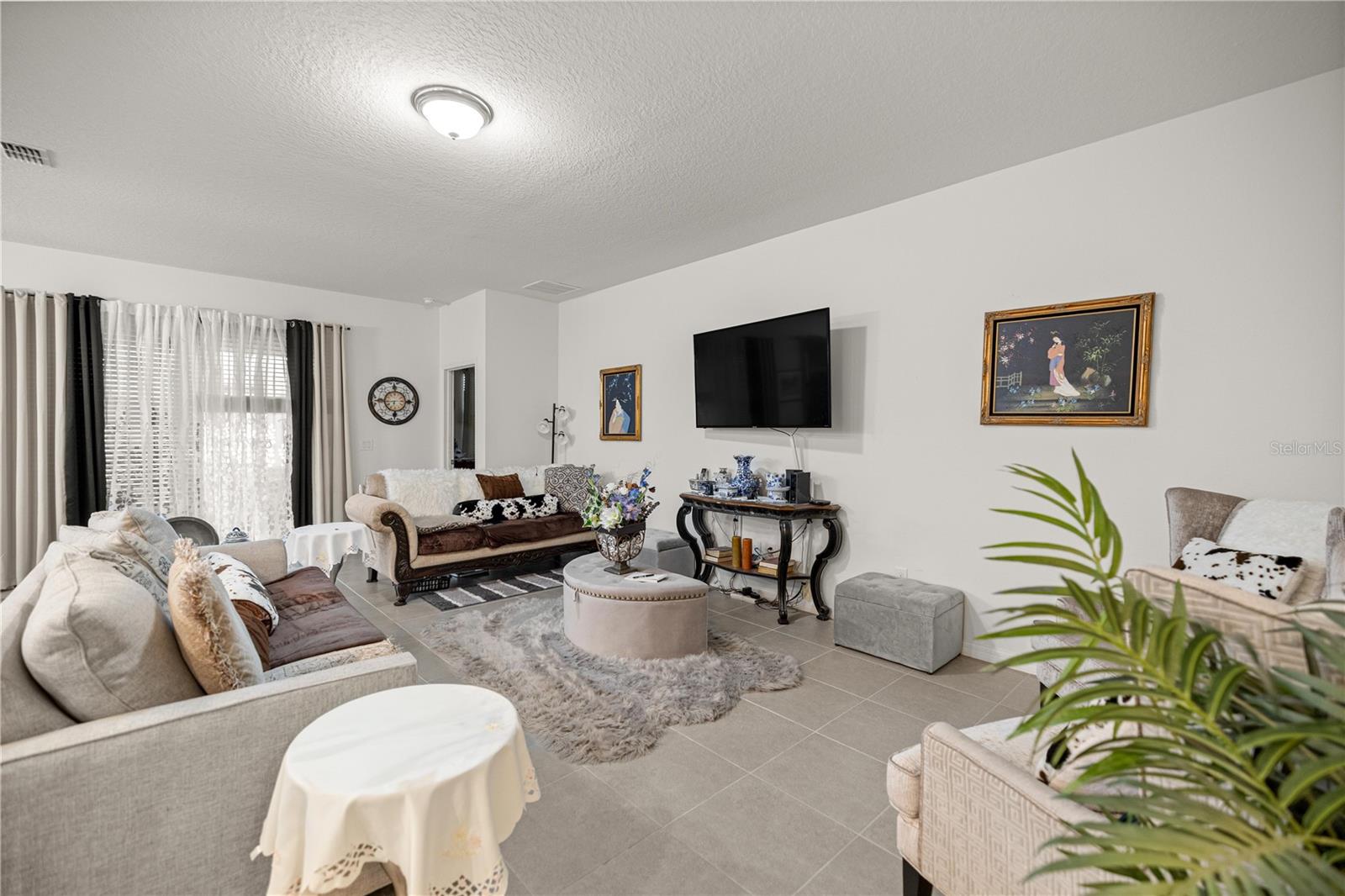 Image 7 of 32 For 6474 89th Loop