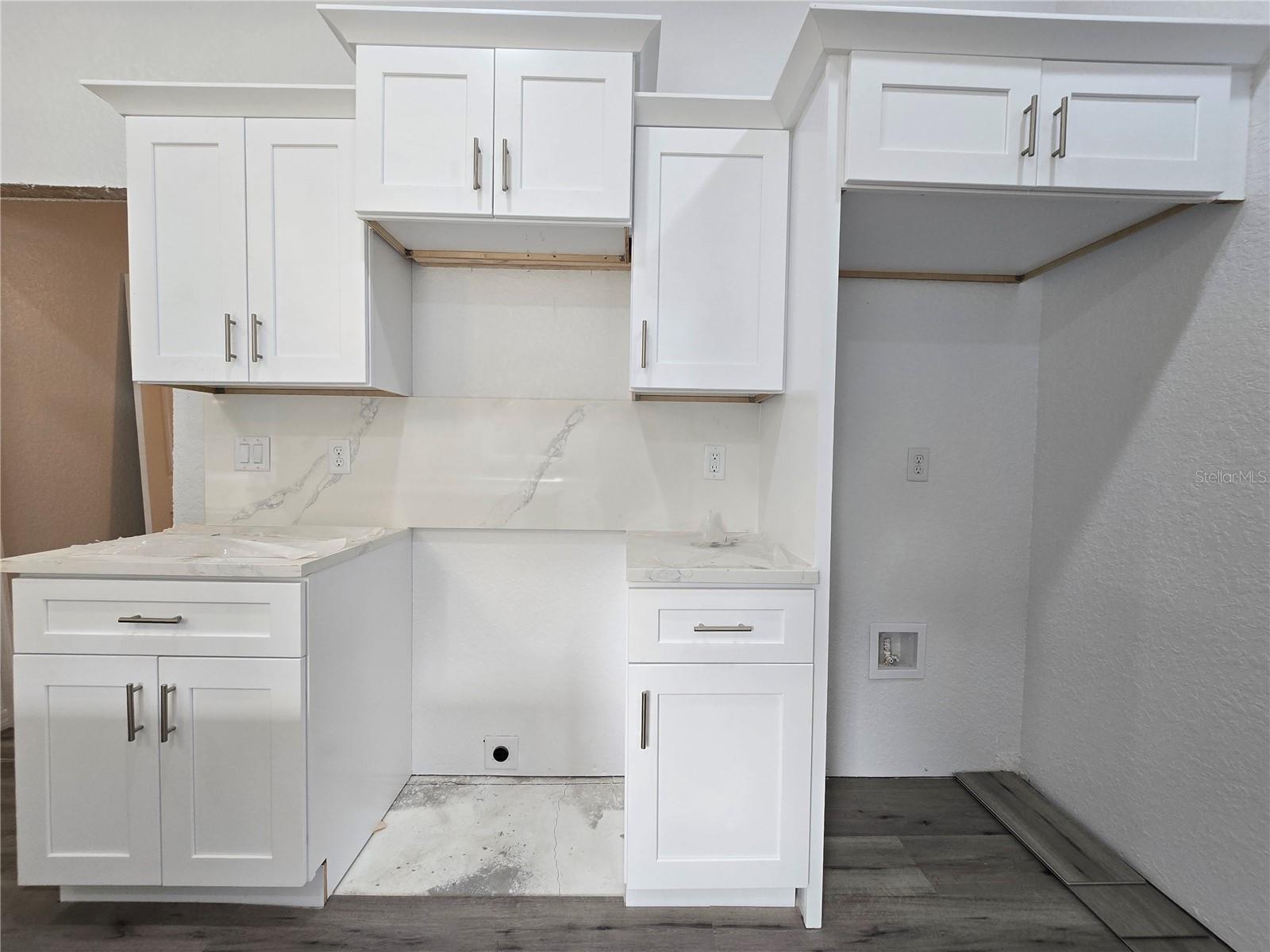 Image 19 of 45 For 21 Sequoia Drive Crse