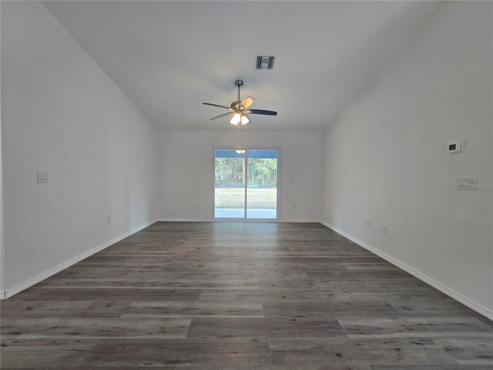 Image 42 of 45 For 21 Sequoia Drive Crse