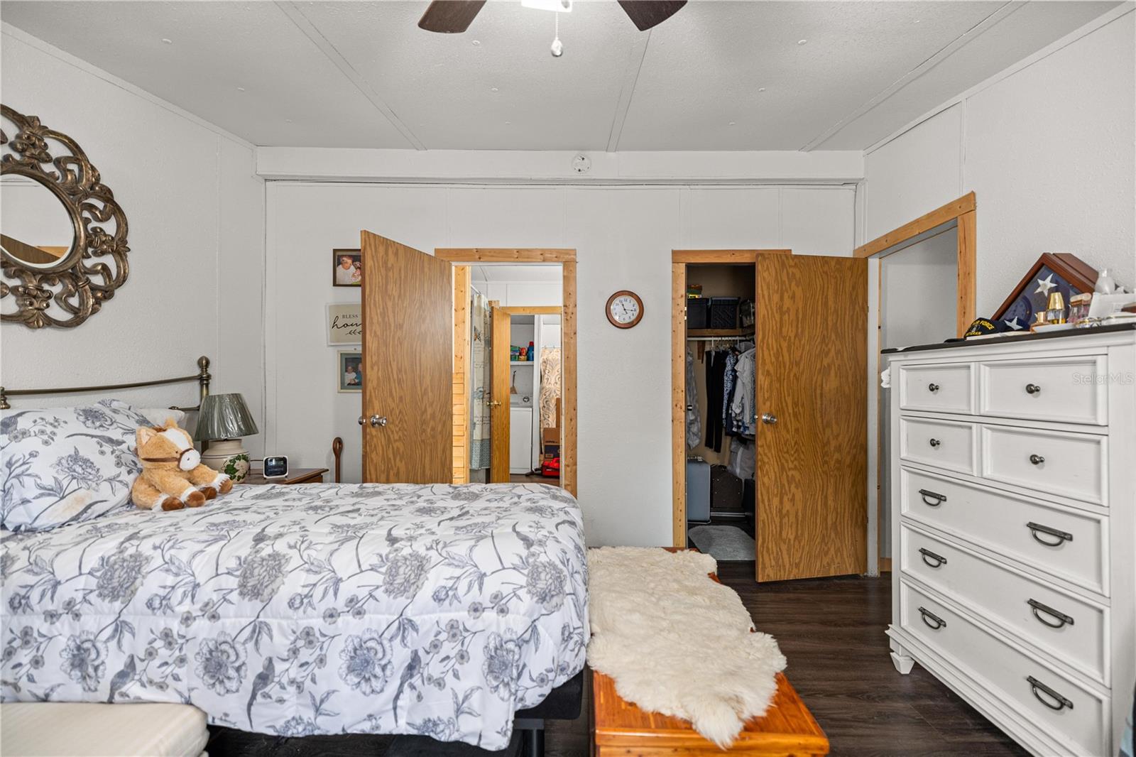 Image 11 of 38 For 17172 37th Avenue