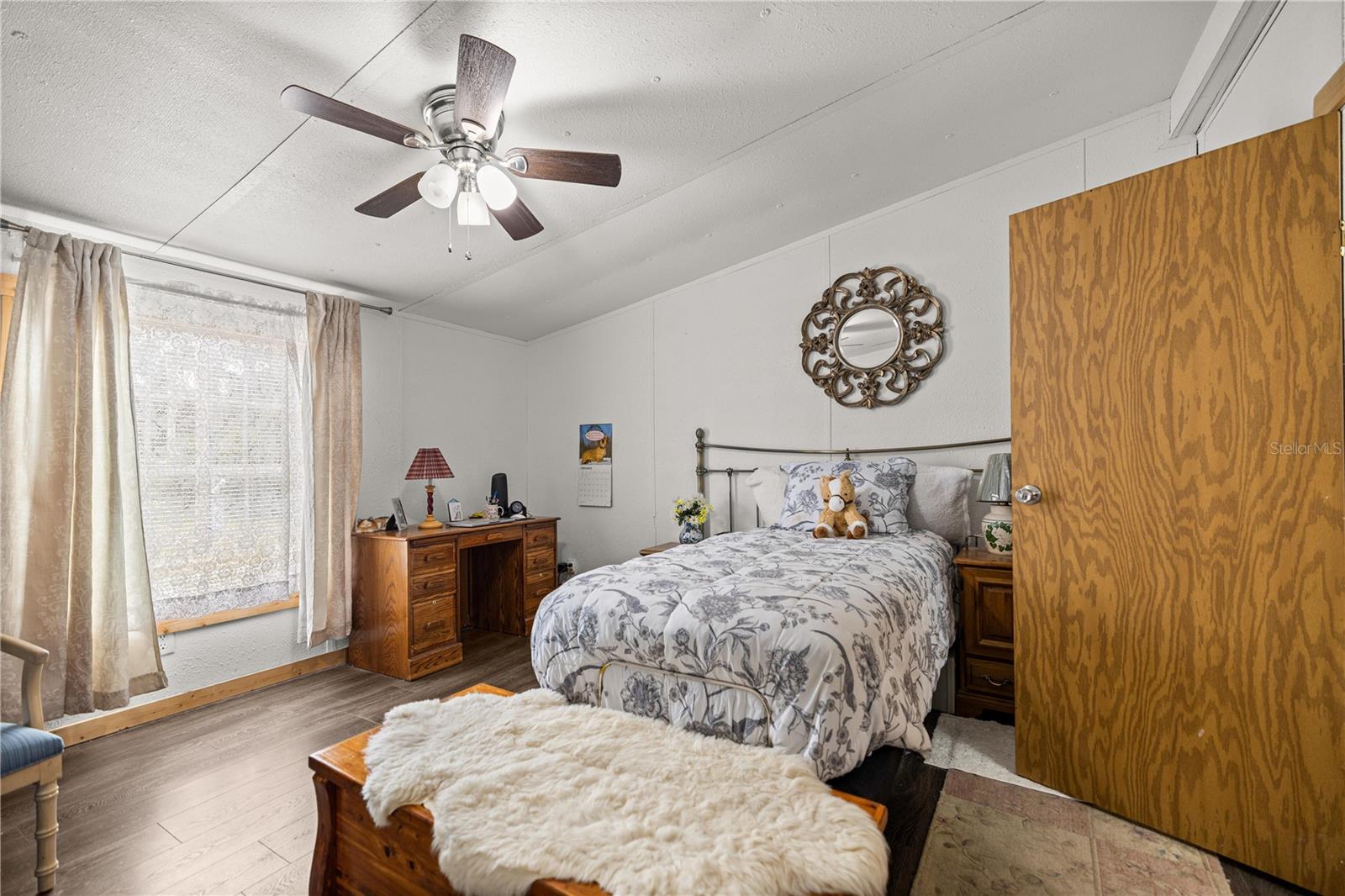 Image 12 of 38 For 17172 37th Avenue