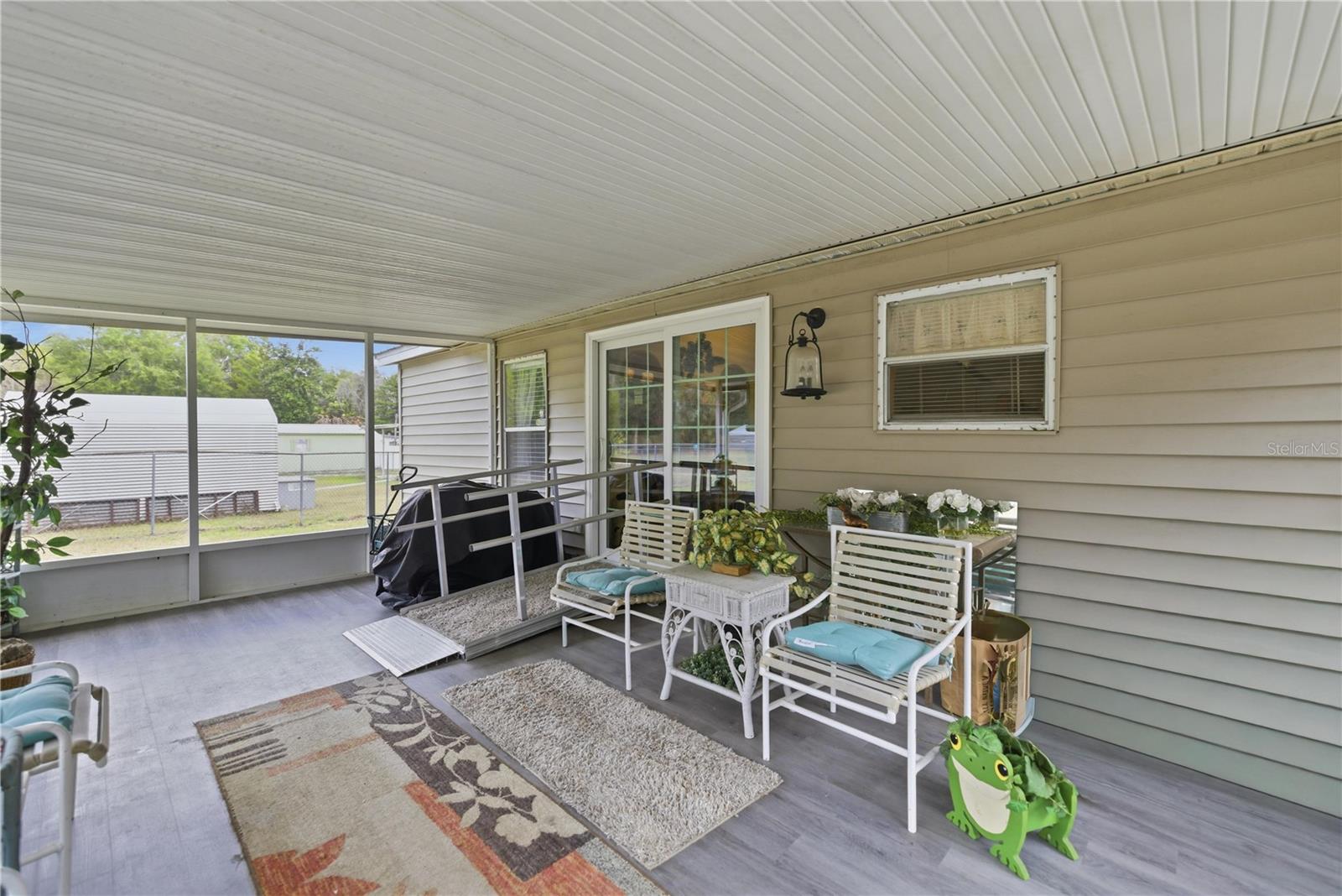 Image 27 of 38 For 17172 37th Avenue