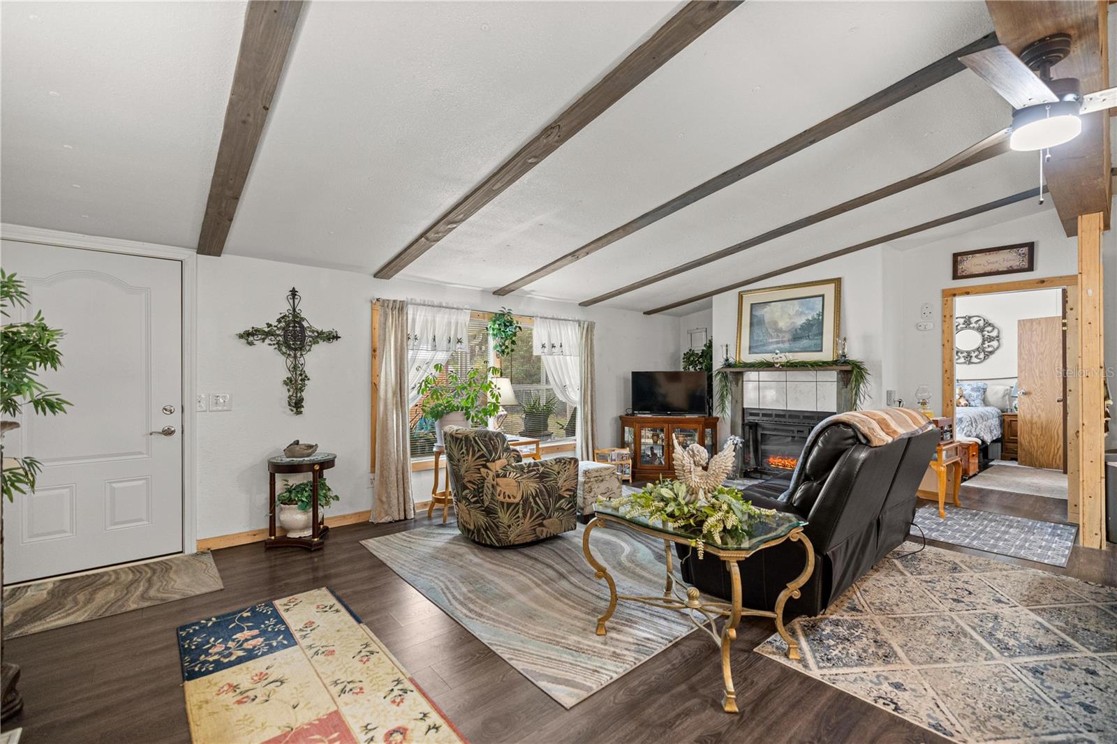 Image 6 of 38 For 17172 37th Avenue