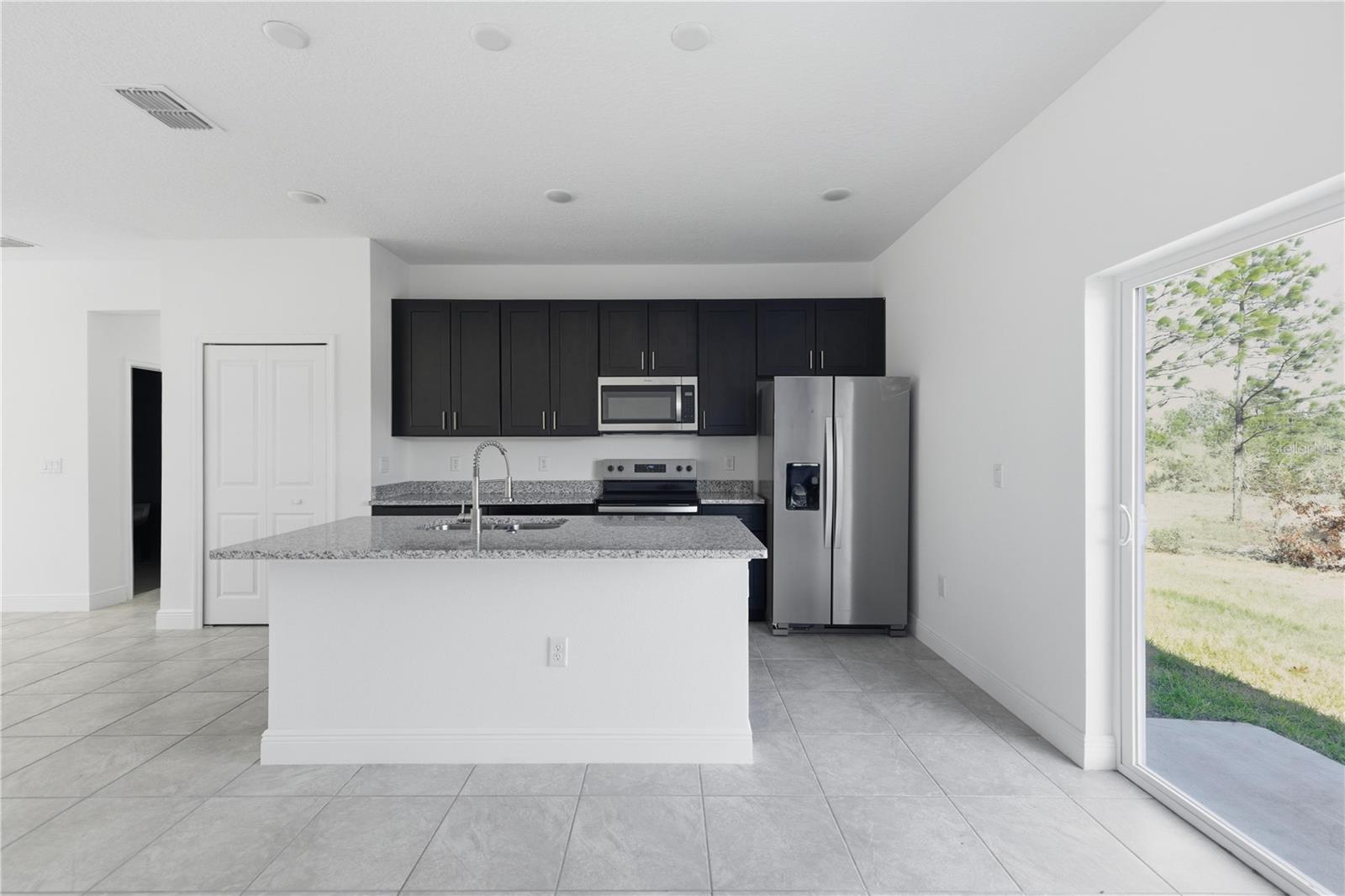 Image 7 of 22 For 6615 Waycross Way