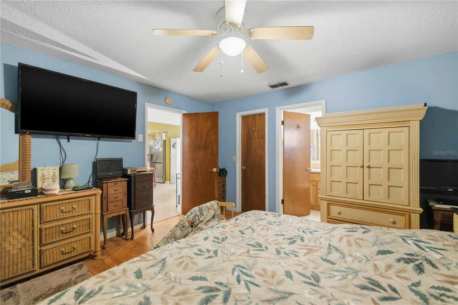 Image 11 of 27 For 8963 Joann Drive