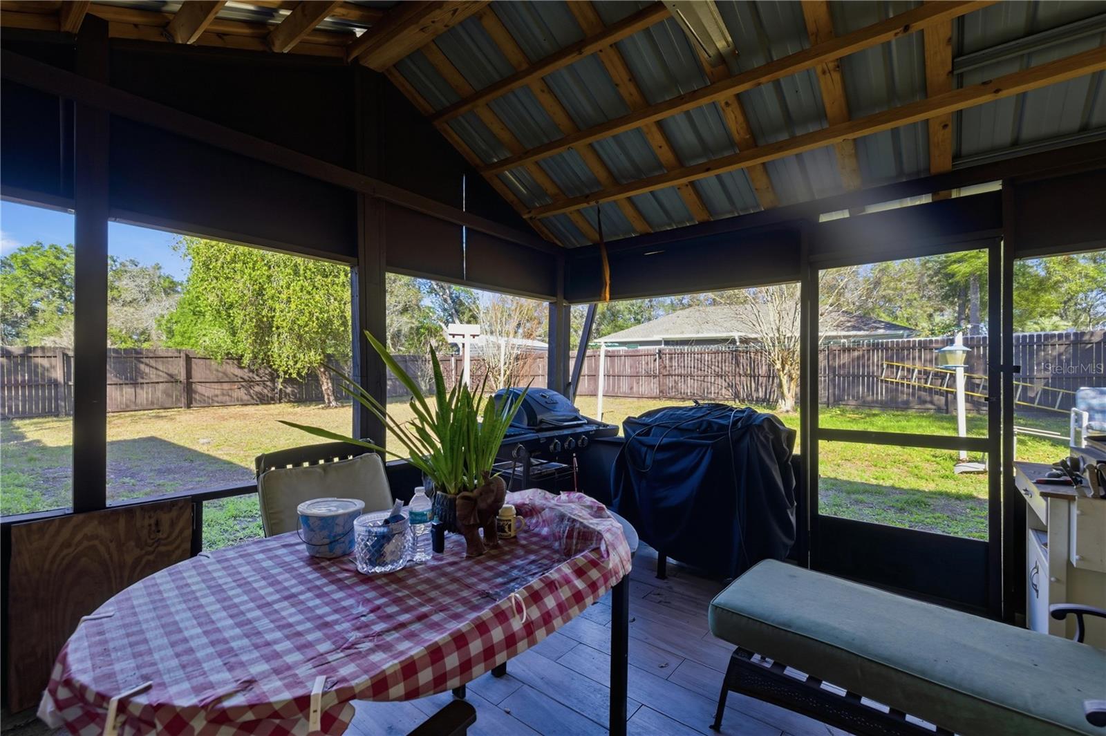 Image 22 of 27 For 8963 Joann Drive