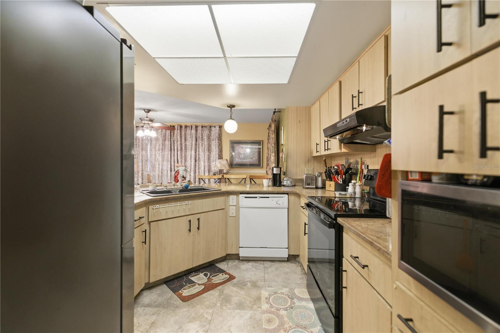 Image 6 of 27 For 8963 Joann Drive