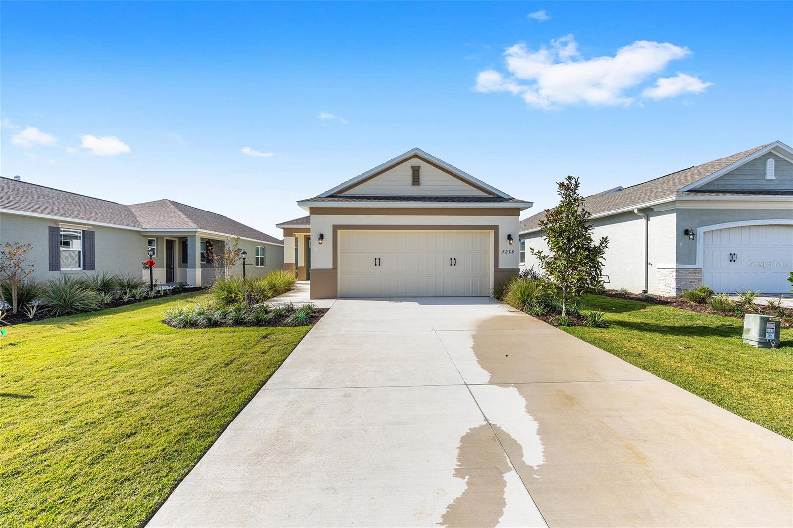 Image 3 of 34 For 7288 89th Avenue