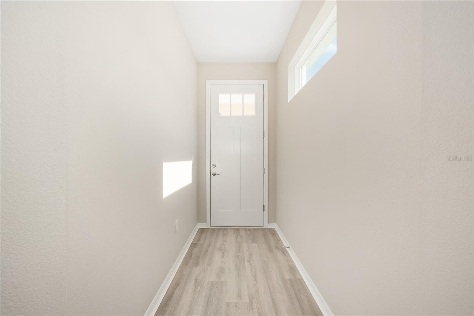 Image 8 of 34 For 7288 89th Avenue